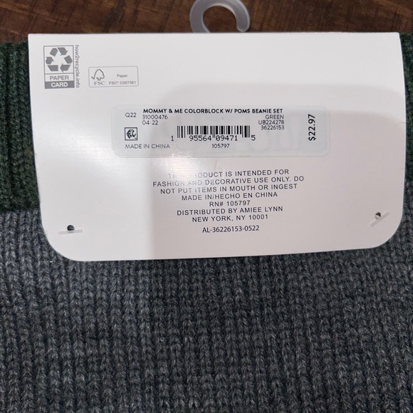 Mommy & Me Toboggan Set - Picture 3 of 3